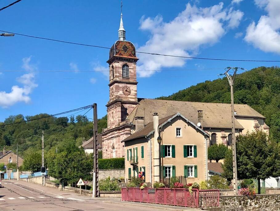 Maison Chaleureuse Au Coeur Du Village Raddon Luaran gambar