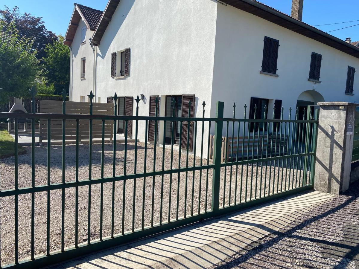 Maison Chaleureuse Au Coeur Du Village Raddon Luaran gambar